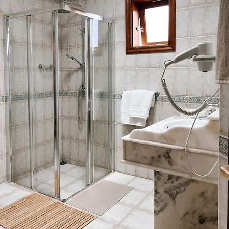 Casa Buna Colorada *